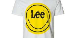 The process of customizing T-shirts (how to write the process of customizing T-shirts)