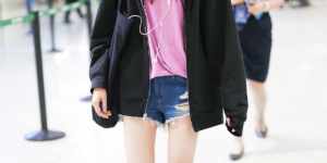 Unexpectedly, Guan Xiaotong also looks pretty in pink (a trendy sweater paired with a cotton-padded jacket is so casual and warm)