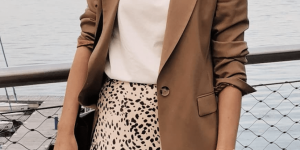 How to wear a white T-shirt in a fashionable way (these are very practical ways to wear a high-end look easily)