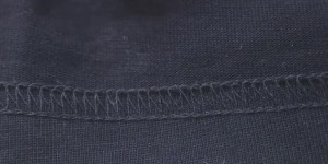 Why is the collar of a T-shirt deformed (how to choose a high-quality T-shirt)