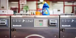 What is the correct way to dry T-shirts (is it better to dry the clothes with the clothes facing forward or backwards)