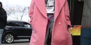 Jeans that make your legs look longer (what tops look good with jeans)