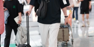 T-shirt sleeves are always longer (this charm is not wasted by the height of 191)