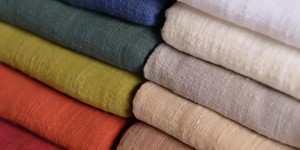 Which is better, polyester or chiffon (what material is more comfortable for clothes)