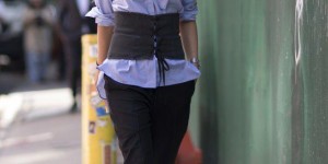 What pants look good with a shirt (How to wear a good-looking shirt for girls in summer)