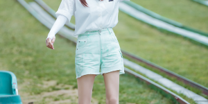 The skirt and sweatshirt all look very sweet (she looks a lot slimmer)