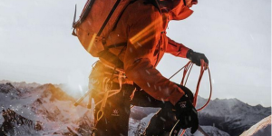 Which type of jacket is better waterproof (how to choose an entry-level jacket)