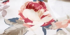 There are several techniques for T-shirt necklines (T-shirt neckline sewing methods)