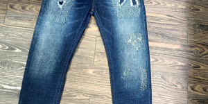 What kind of fabric is denim (why do jeans fade easily)