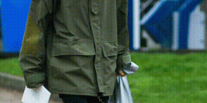 There are several ways to wear a jacket (learn these 3 ways to wear and demonstrate how to block the wind and become more fashionable)