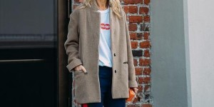 Pants suitable for wearing with T-shirts (remember to wear these pants with any outfit without being too picky about your figure)