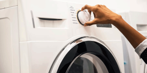 Should T-shirts be washed inside out (6 laundry mistakes you shouldn’t make)