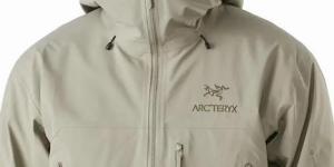 What are the advantages and disadvantages of a jacket? (Which one is warmer, a jacket or a down jacket?)