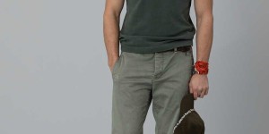 What materials are polo shirts made of (see how fashionable people wear them)