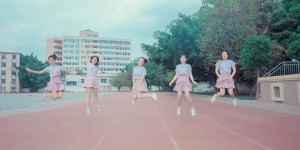 What are the requirements for customizing T-shirts (what fabrics should be selected for class uniforms and sports meeting T-shirts and what to pay attention to)