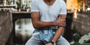 How to choose the weight of a T-shirt (how to choose the white T-shirt that lazy people love most)