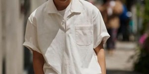 How to tuck a T-shirt into pants and look good (tuck in the corners to make you look taller and slimmer)