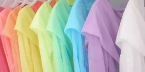 Which is better, polyester or chiffon (which fabric to wear is more cool and breathable)