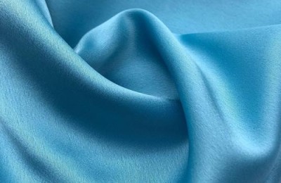 What kind of material is cotton blended? Is it comfortable? (Is cotton blended suitable for summer wear?)