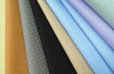 What kind of fabric is generally used for advertising shirts (what color of advertising shirts is most effective)