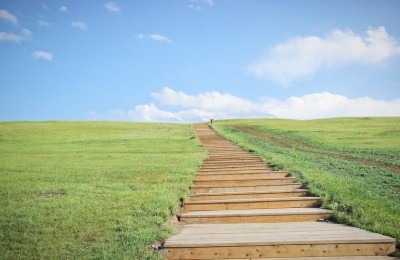 How to choose a men’s short-sleeved shirt that suits you (style, fabric, etc.)