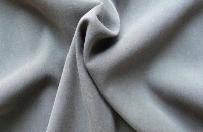 What are the advantages and disadvantages of satin fabric (what material is satin fabric made of)