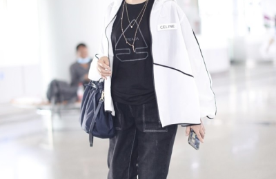 Short jacket and long T-shirt (it looks very energetic when layered with carrot pants)