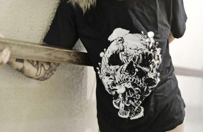 How to wear advertising shirts to look better (customized advertising shirts are not difficult to match)
