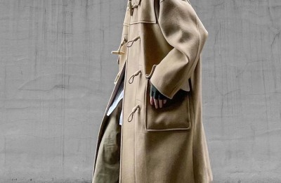A very popular way to wear this winter (this style is fashionable and has a high rate of turning heads)
