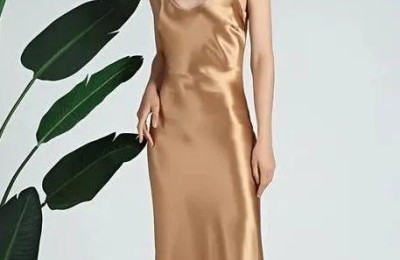 What kind of magical fabric is triacetate (how can it look so good)