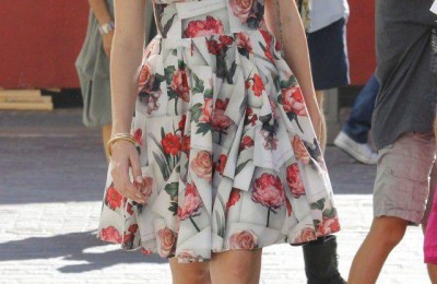 Do women look good in dresses?
