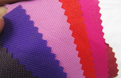 What kind of fabric is Oxford cloth? (Is Oxford cloth waterproof?)