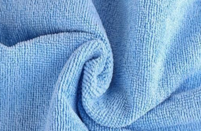 What material is microfiber cloth made of (benefits of microfiber fabric)