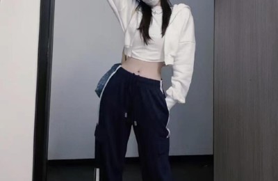 How to wear a women’s sweatshirt in spring to look good and look slimmer (look fashionable and look slimmer and layered)