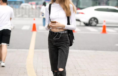 Foreign ladies wear basic T-shirts and instantly kill passers-by (it turns out there are so many styles of T-shirts)