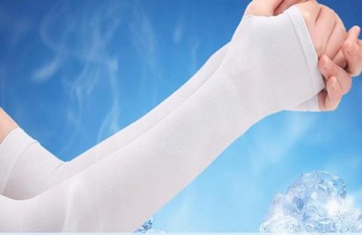 What are ice sleeves used for (why are ice sleeves cool when worn)