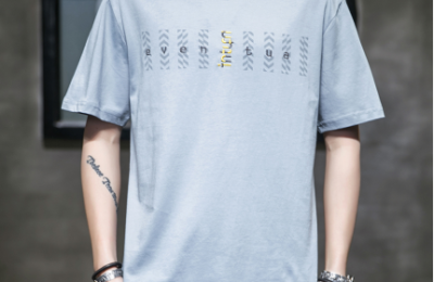 What kind of short-sleeved fabric is not easy to deform (the T-shirts we usually wear come in so many kinds of fabrics)