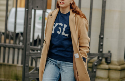 Is it better to wear a sweatshirt or a shirt in early spring (after comparing these two groups, you will know that sweatshirts are fashionable and shirts are stylish)