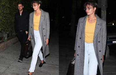 There are several ways to wear a T-shirt (wear it however you like)