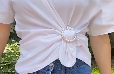 How to tie a T-shirt into a navel-baring outfit (Have you learned the tips for summer dressing?)