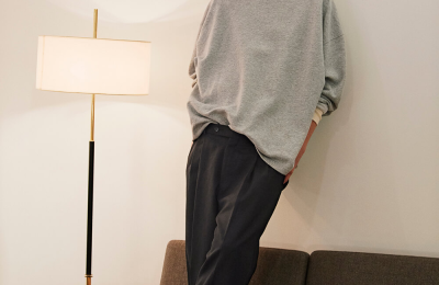 How to match a crew-neck shirt to look good (a crew-neck shirt is very attractive. How do you wear it?)
