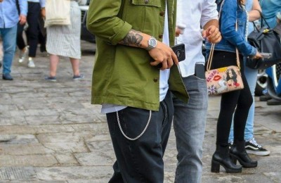 How to dress boys with dark skin (get these color matching tips to look whiter and more elegant)