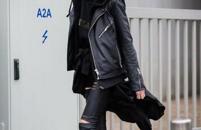 Which style of sweatshirt is slimming (the most popular one this year is the black sweatshirt)
