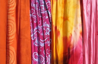 What material is brocade made of (how to wash and care for national intangible cultural heritage)
