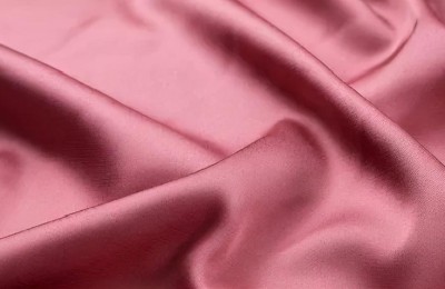 What is the texture of imitation cotton? (Is there any difference between polyester and polyester fiber?)