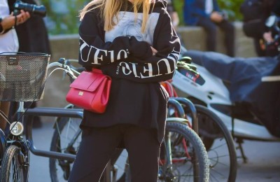 Tips on how to wear high-end sweatshirts (You can’t miss the advanced styles of sweatshirts. Each set will reduce your age)