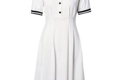 What kind of fabric is the cultural shirt (a T-shirt that can be worn all summer)