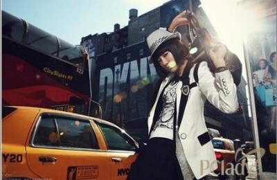 Slim-fitting business attire for OL to create attractive curves