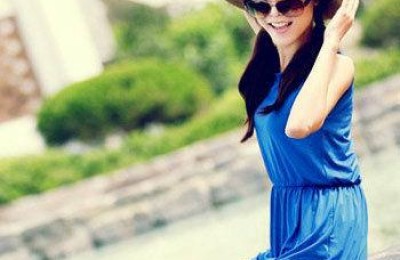 How to match casual clothes in the office. Check out the tips for matching professional and casual clothes.