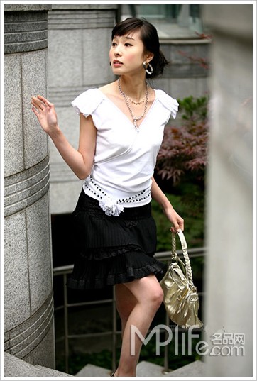 Female business attire, color, Fashionable